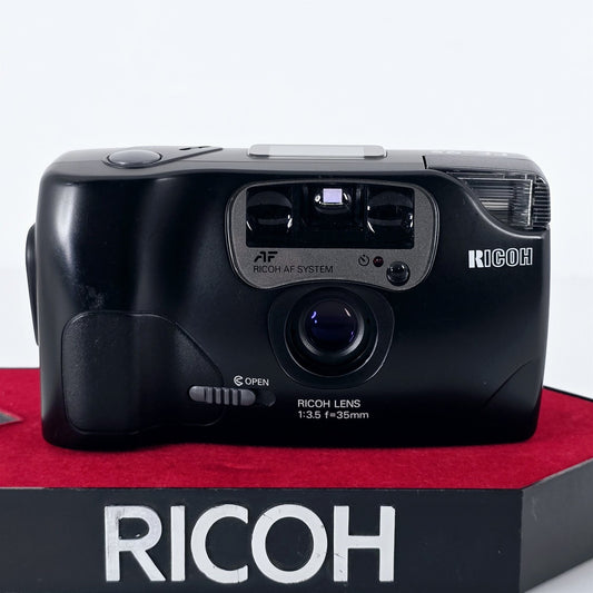 [Pre-owned] Ricoh FF-9s Date 35mm Point & Shoot Film Camera — Near Mint — Japan #5212