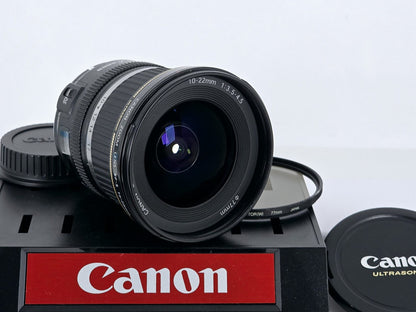 [Pre-owned] Canon EF-S 10-22mm F3.5-4.5 USM Wide Angle Zoom Lens — Near Mint+++ — Japan #5777
