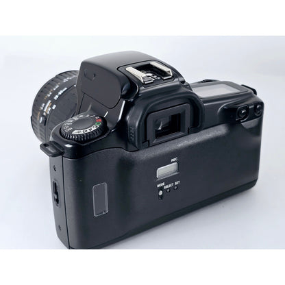[Pre-owned] Canon EOS 1000S QD Film Camera with Sigma 28-80mm f/3.5-5.6 II AF Lens — Near MINT — Japan #3966