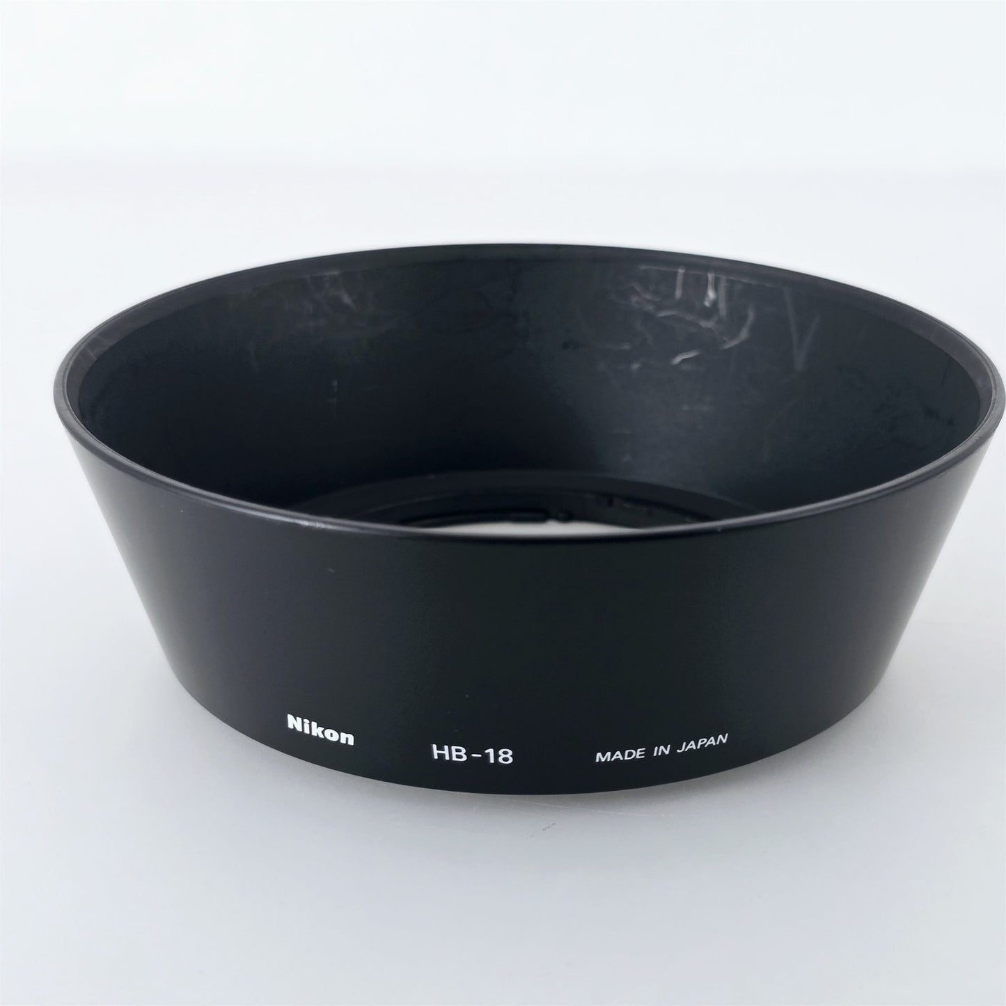 [Pre-owned] Nikon HB-18 Bayonet Lens Hood for AF 28-105mm f/3.5-4.5D — Near Mint — Japan #5378