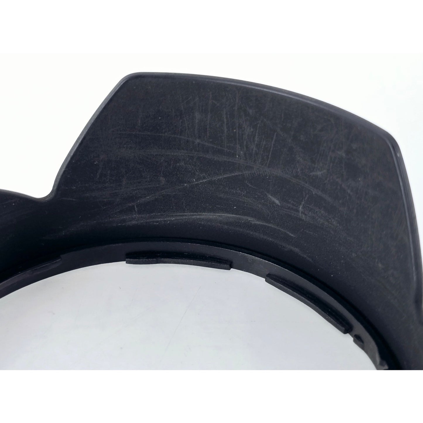 [Pre-owned] Nikon HB-28 Bayonet Lens Hood for AF-S 24-85mm f/3.5-4.5G — Near MINT — Japan #4473