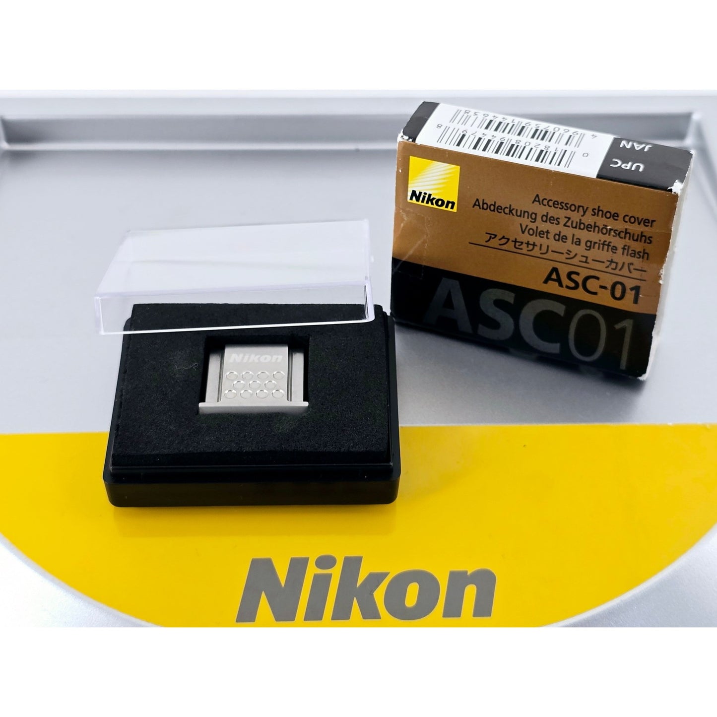[Pre-owned] Genuine Nikon ASC-01 Accessory Shoe Cover Silver — Unused — Japan #5121