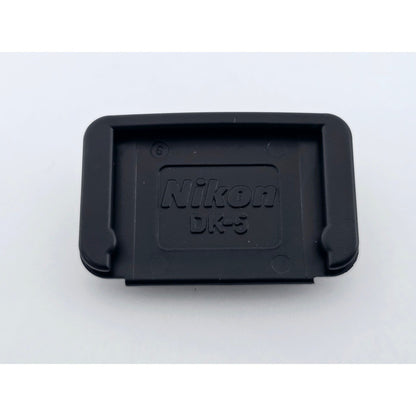 [Pre-owned] Nikon F Mount Body Cap / DK-5 Eyepiece / Plastic Hot Shoe Cover Set — Unused — Japan #4963