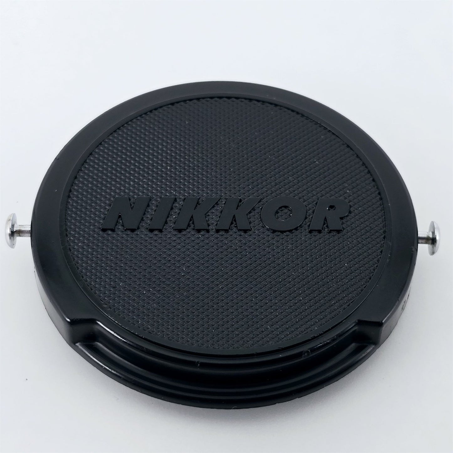 [Pre-owned] Nikon Nikkor 52mm Pin-Type Clip-On Front Lens Cap (Set of 2) — Near Mint — Japan #5532