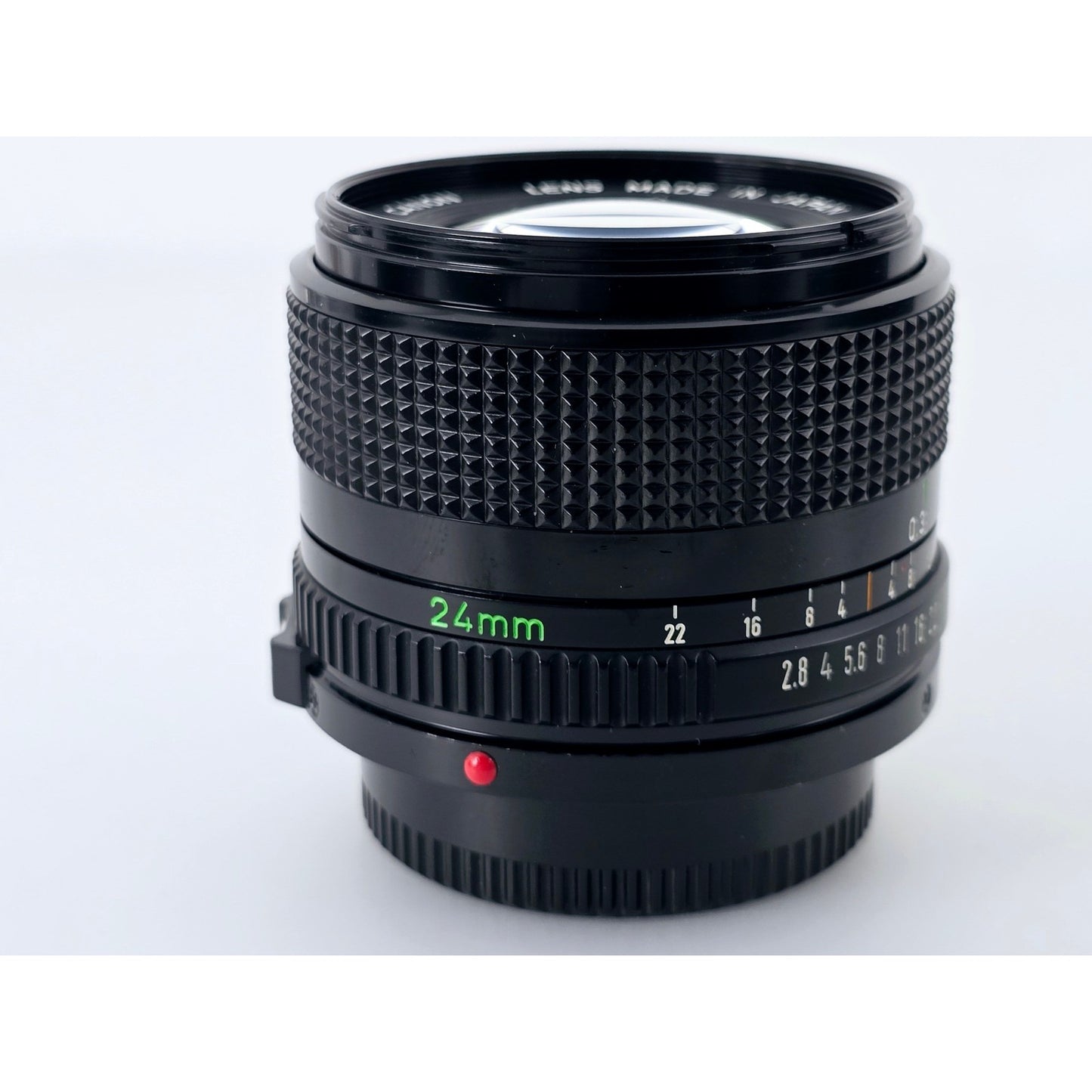 [Pre-owned] Canon New FD 24mm f2.8 Wide Angle MF Lens — Near MINT — Japan #4899