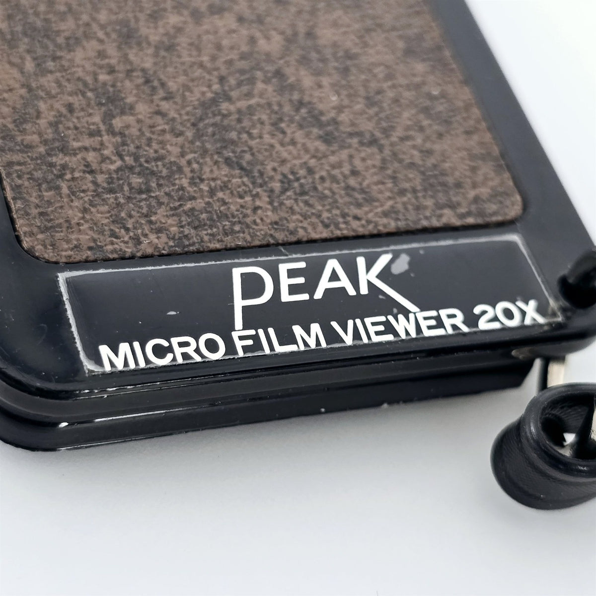 [Pre-owned] Peak 2026 Microfilm Viewer 20X Loupe Magnifier — Mint — Japan #5633