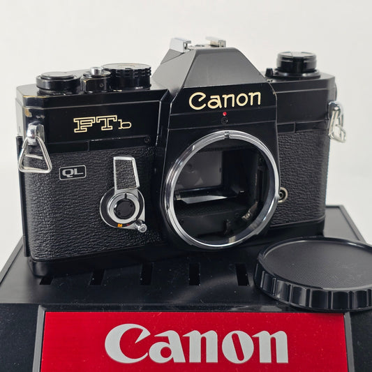[Pre-owned] Canon FTb Black SLR 35mm Film Camera (Body Only) — Near MINT — Japan #4388