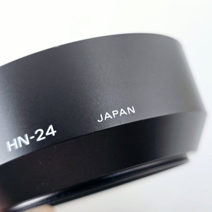 [Pre-owned] Nikon HN-24 62mm Metal Lens Hood for AF 100-300/70-210 — Near Mint+++ — Japan #5462