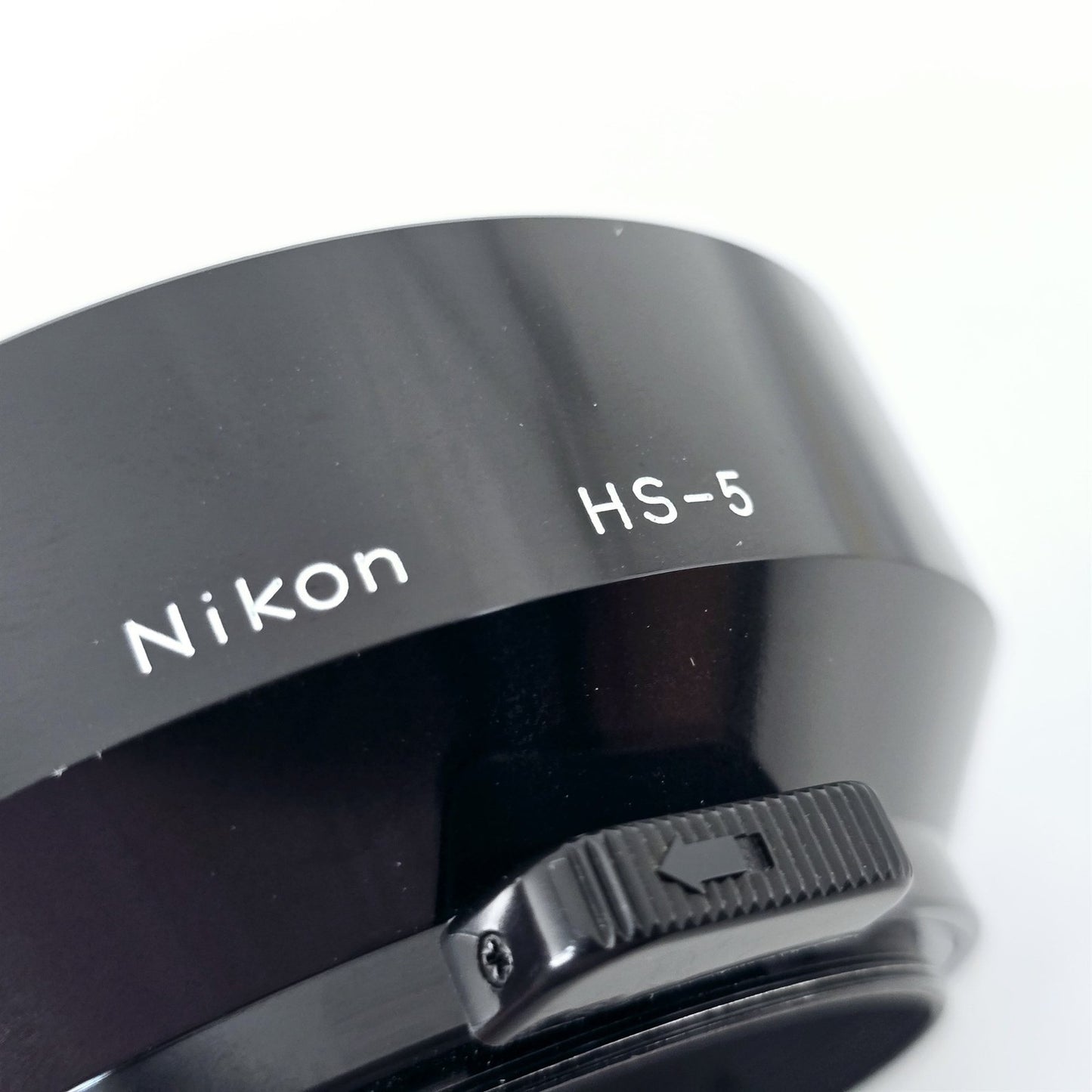 [Pre-owned] Nikon HS-5 Snap-On Lens Hood for Nikkor 50mm f/1.4 — Near Mint+++ — Japan #5461
