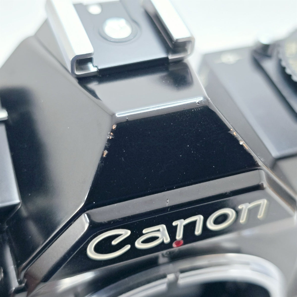 [Pre-owned] Canon AV-1 SLR 35mm Film Camera Body (Black) — Near Mint+++ — Japan #5654