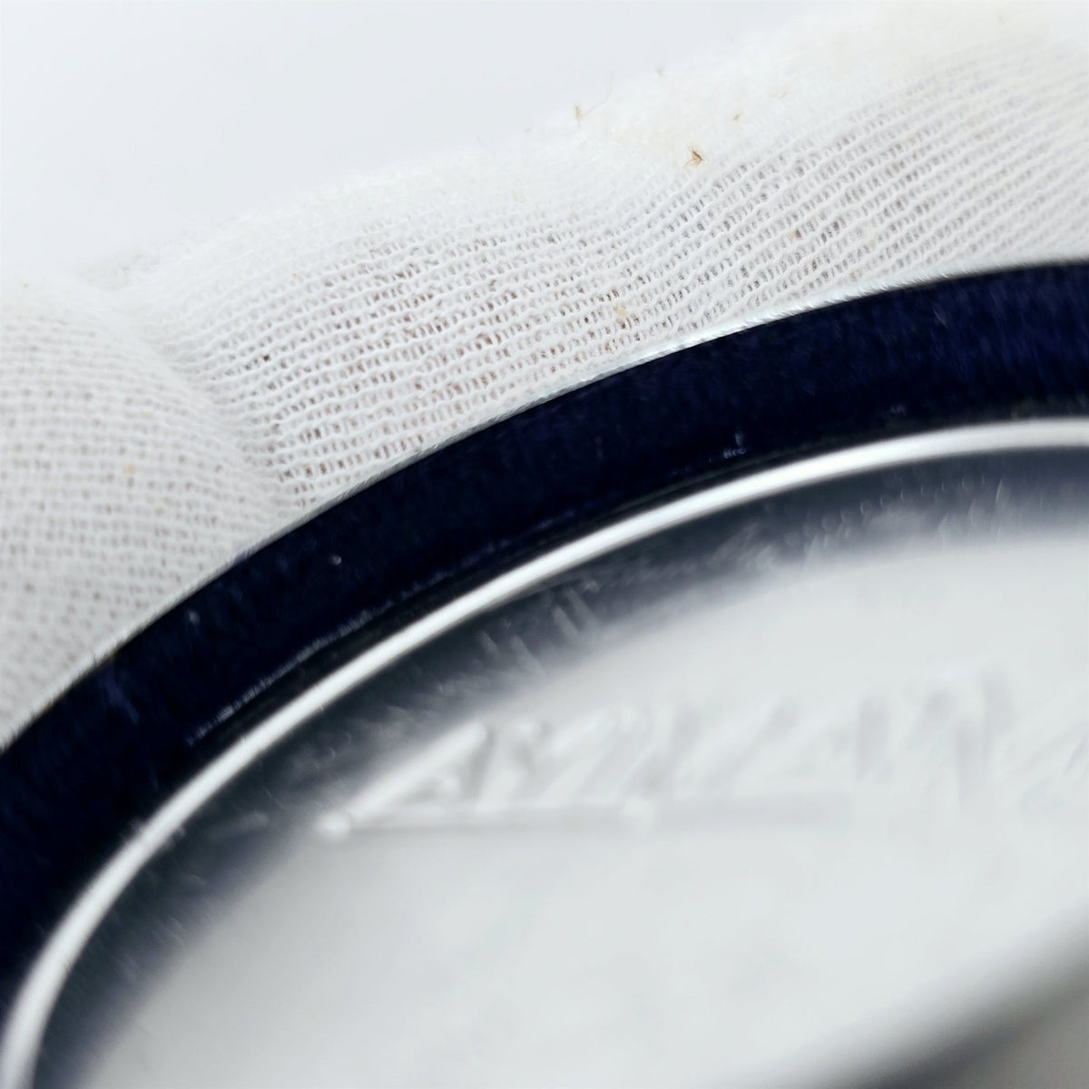 [Pre-owned] Genuine Mamiya Metal Front Lens Cap 42mm Push-on — Near Mint — Japan #5643
