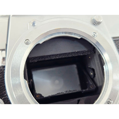 [Pre-owned] Minolta SRT 101 SLR 35mm Film Camera Body — Near MINT — Japan #4266