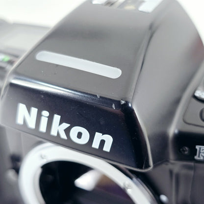 [Pre-owned] Nikon F90X / N90s SLR 35mm Film Camera Body (Black) — Near Mint — Japan #5512