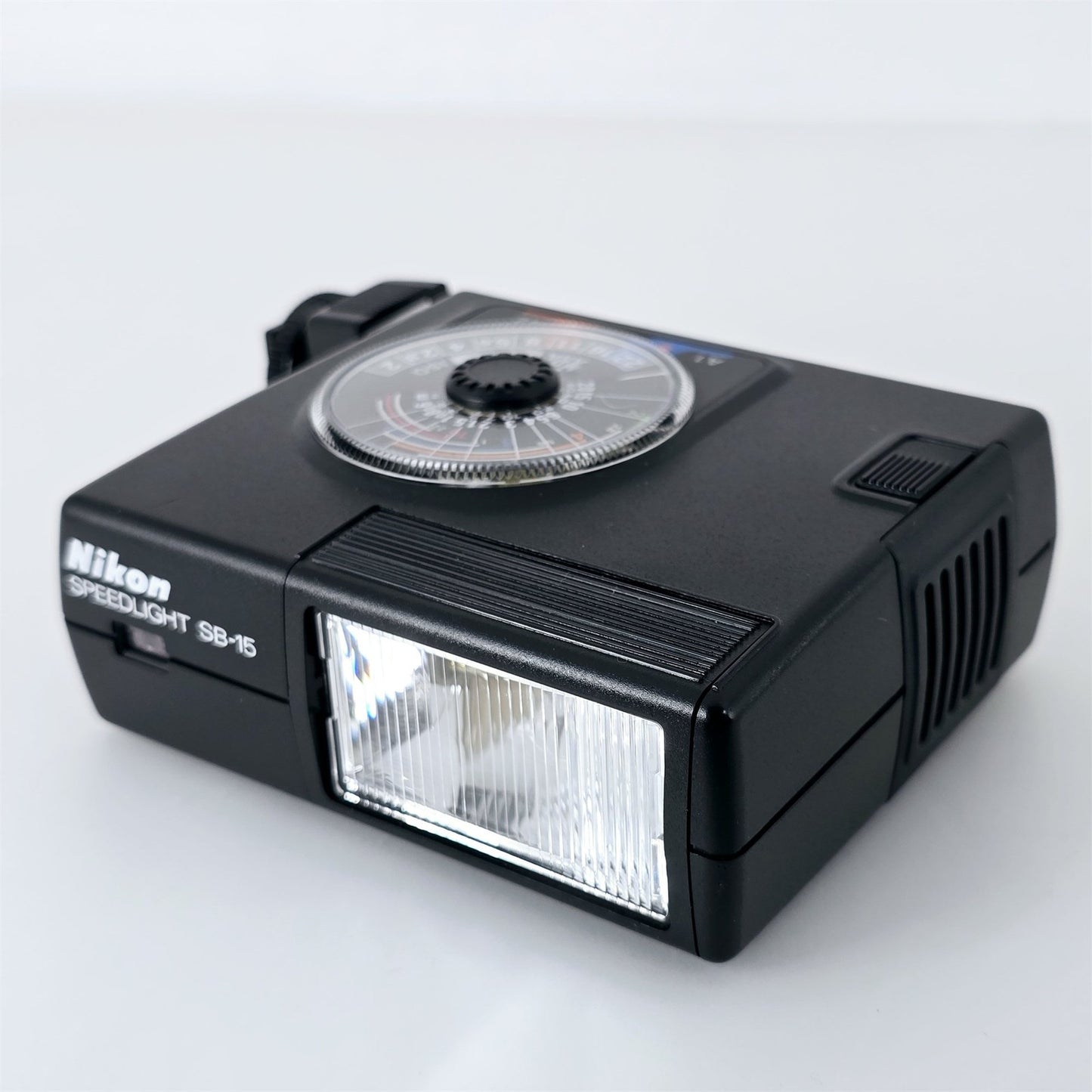 [Pre-owned] Nikon Speedlight SB-15 Compact Shoe Mount Flash for F3 FM2 FE2 — Mint — Japan #5414