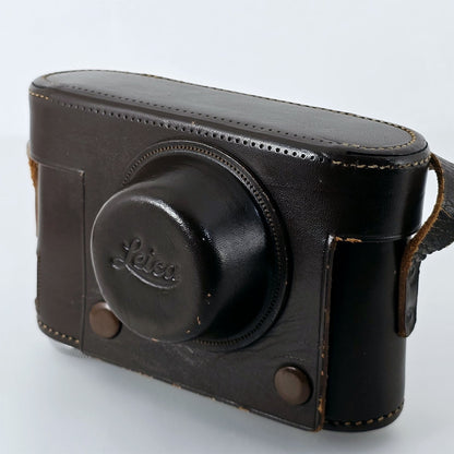 [Pre-owned] Leica Vintage Brown Leather Camera Hard Case — Excellent+++++ — Japan #5456