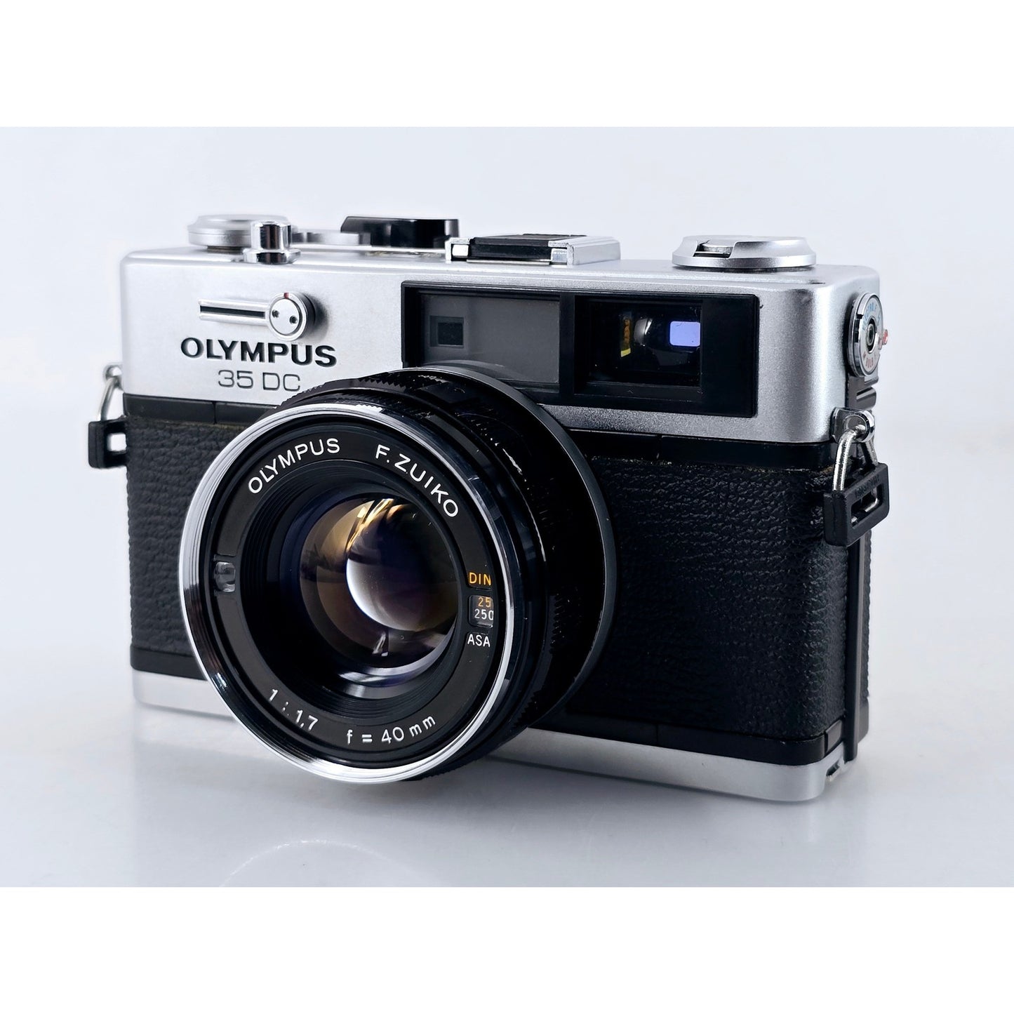 [Pre-owned] Olympus 35 DC Rangefinder Film Camera — Near MINT+++ — Japan #3089