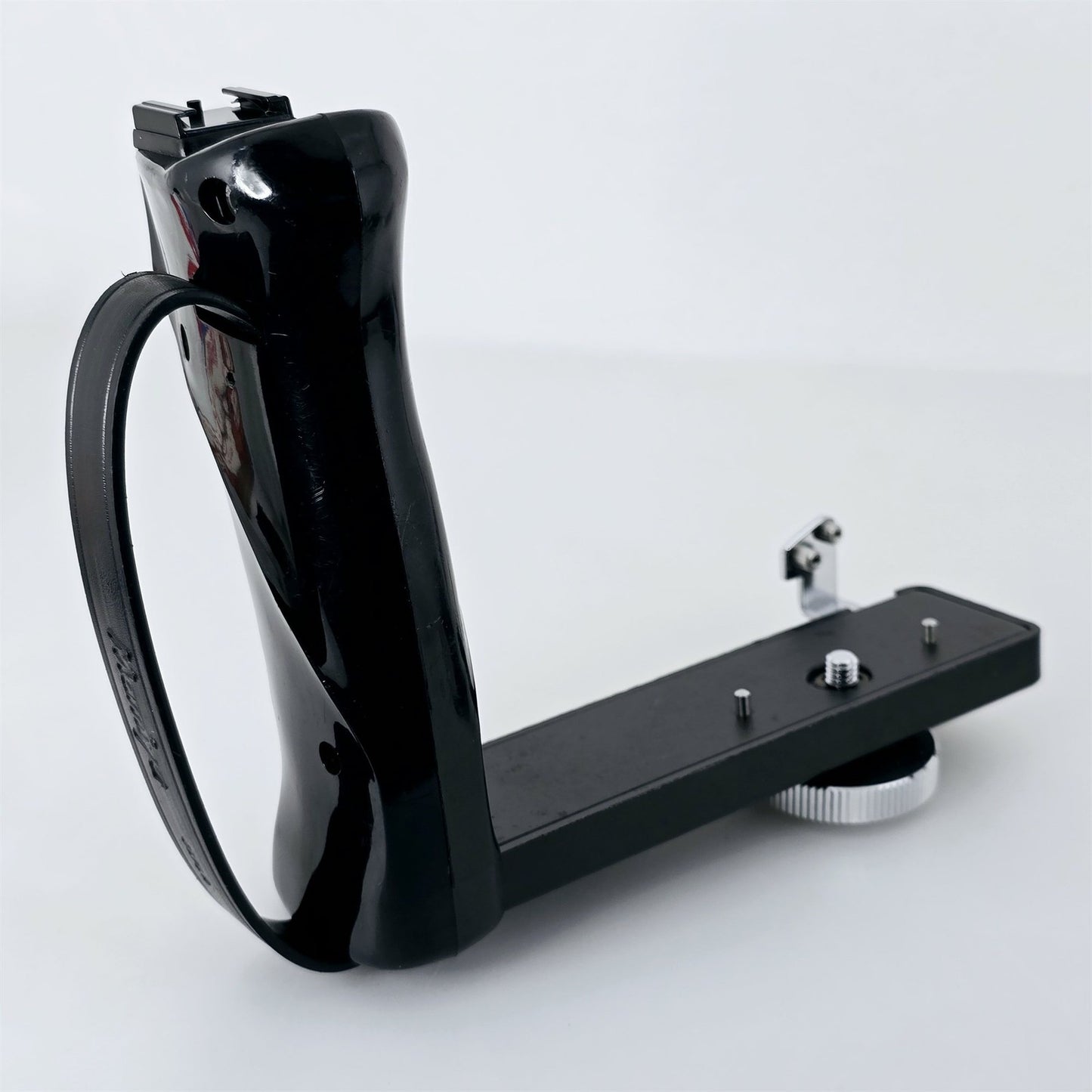 [Pre-owned] Mamiya Left Hand Grip for M645 C330 C220 RB67 RZ67 — Excellent+++++ — Japan #5312