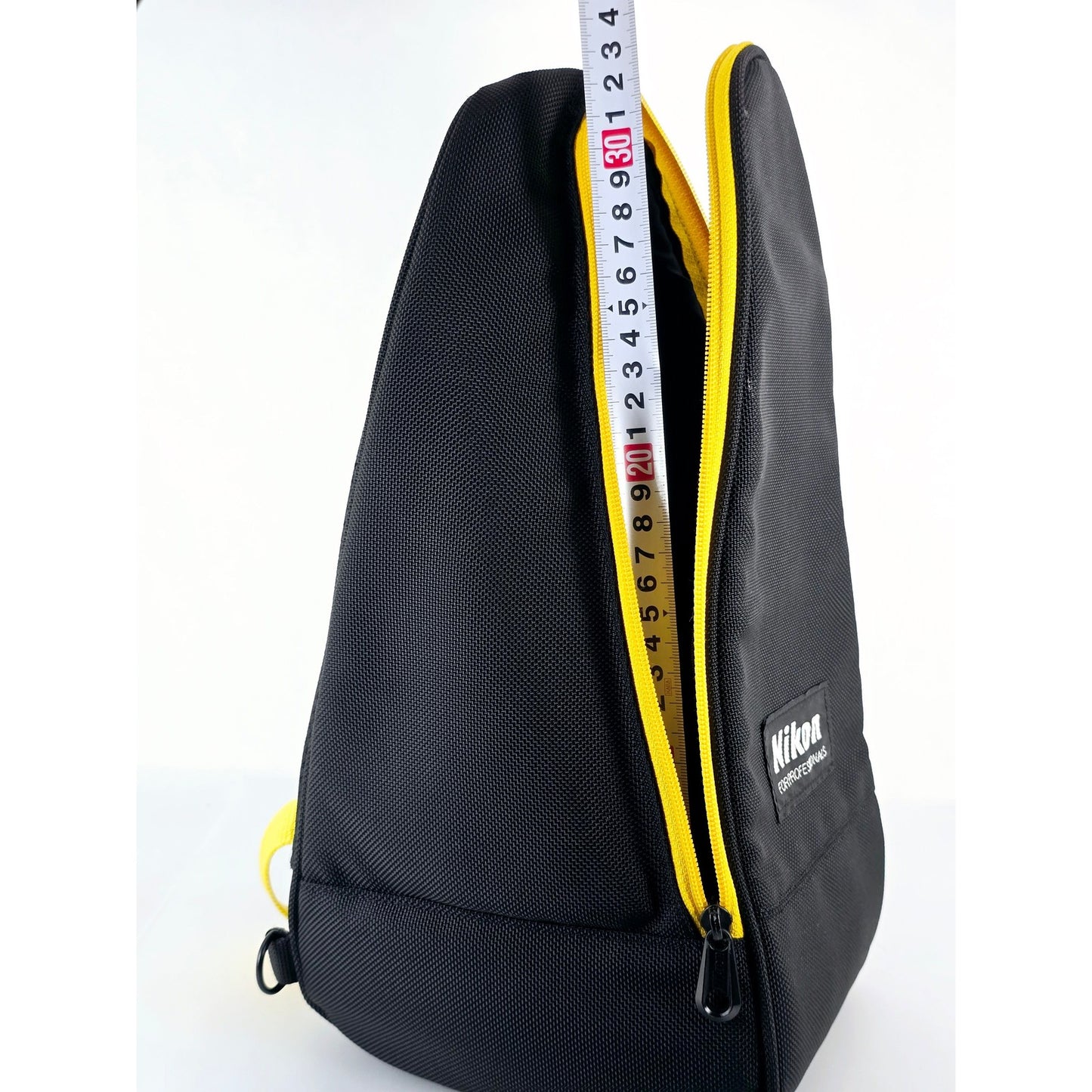 [Pre-owned] Genuine Nikon Camera Shoulder Bag Black/Yellow — MINT — Japan #5067