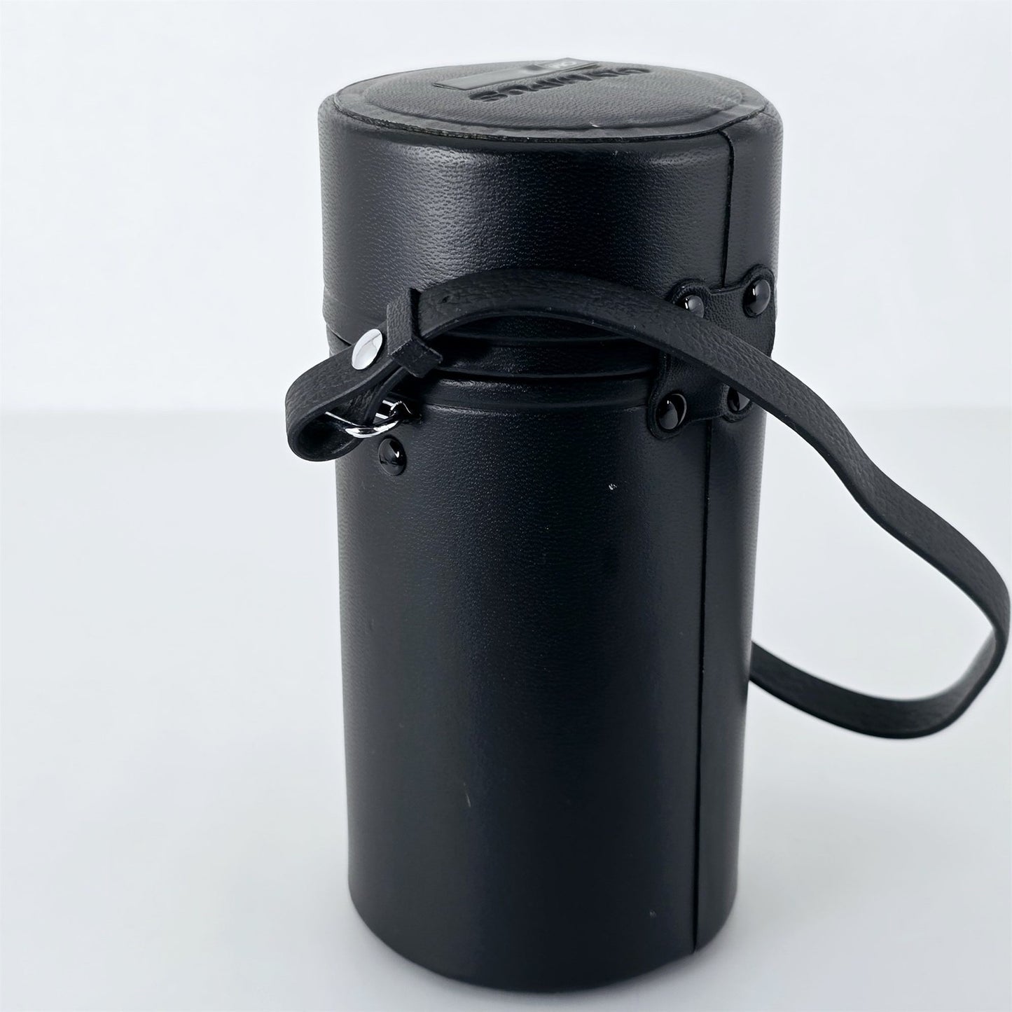 [Pre-owned] Olympus Hard Lens Case for OM Zuiko 75-150mm f4 — Near Mint — Japan #5496