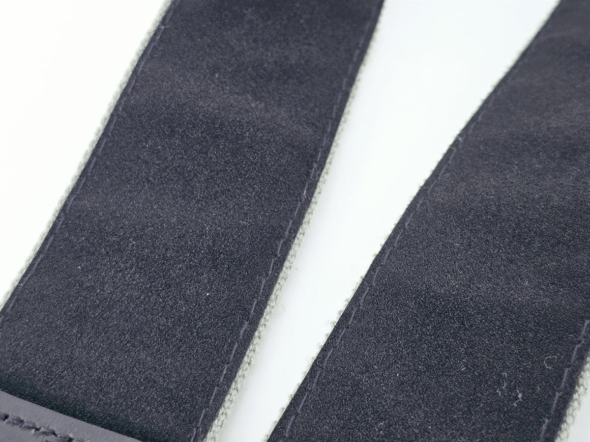 [Pre-owned] Genuine Nikon Professional Camera Neck Strap (Gray) — Mint — Japan #5140