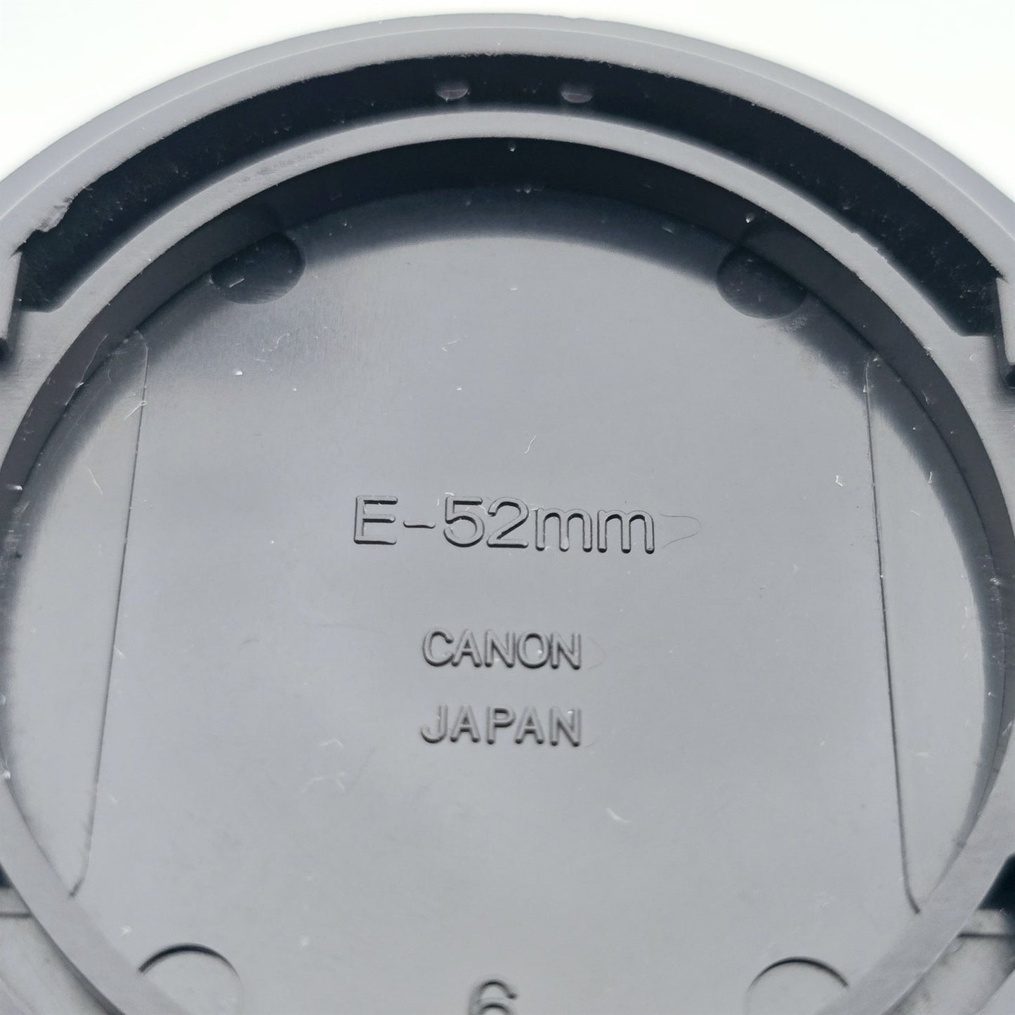 [Pre-owned] Canon Front Lens Cap E-52U 52mm (Set of 2) — Near Mint+++ — Japan #5536