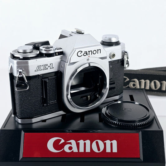 [Pre-owned] Canon AE-1 SLR 35mm Film Camera Body — Near Mint+++ — Japan #5676