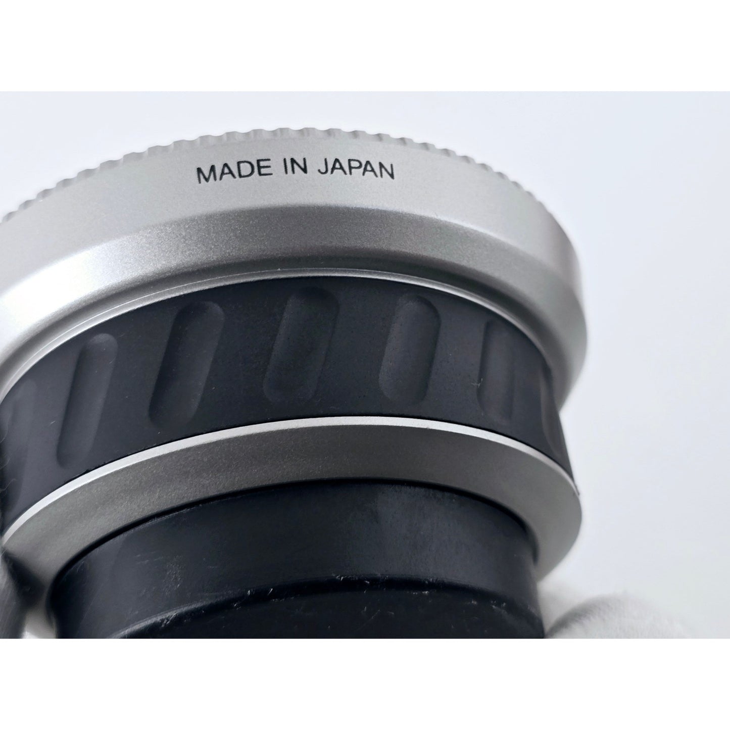 [Pre-owned] Raynox DCR-720 Wide Conversion Lens 0.72X for Video Camera — MINT — Japan #4776