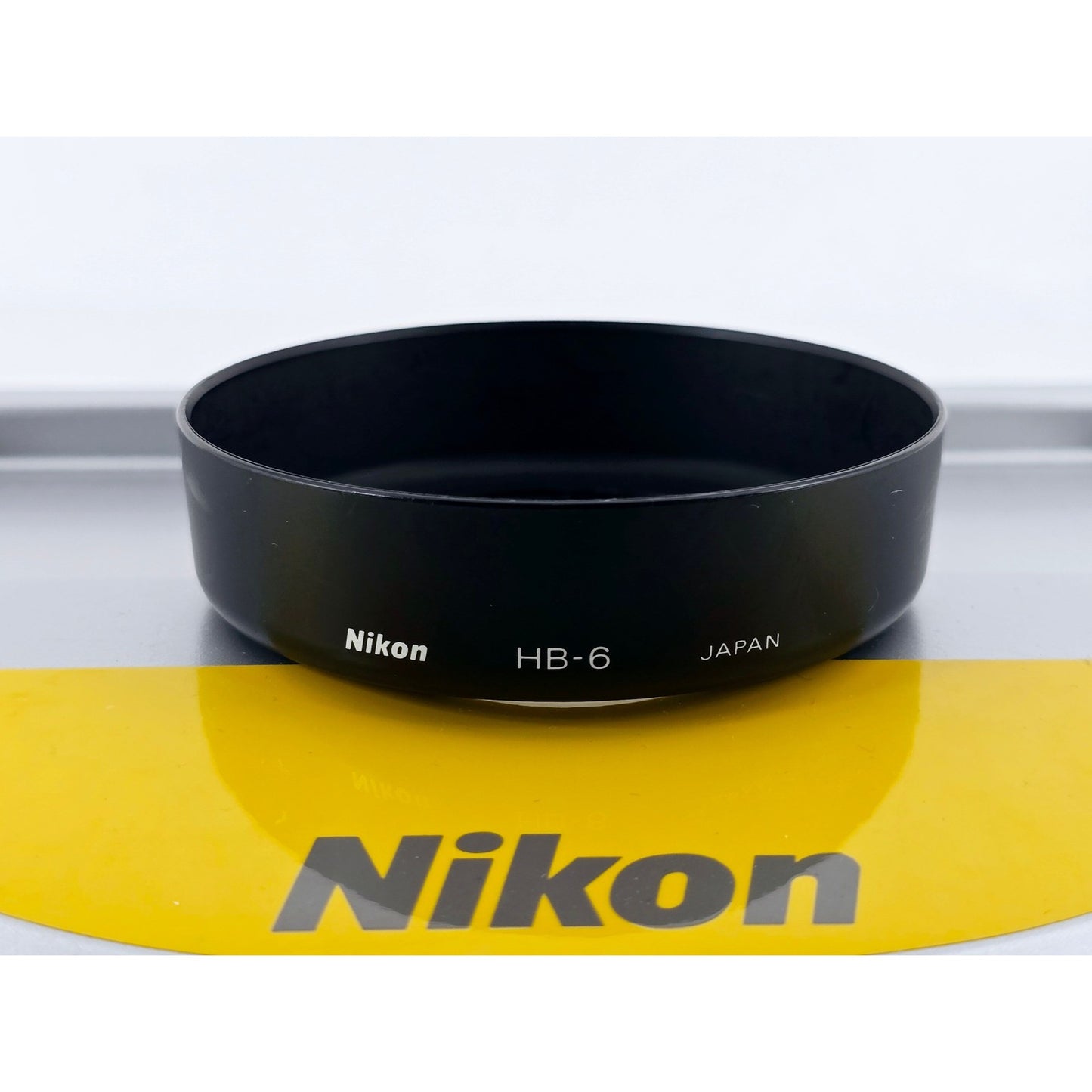 [Pre-owned] Nikon HB-6 Plastic Lens Hood for AF 28-70mm f/3.5-4.5 — Near MINT — Japan #4698