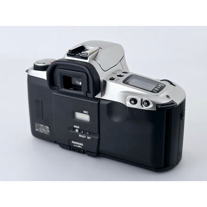[Pre-owned] Canon EOS Kiss (Rebel XS/500) 35mm Film Camera Body Only — MINT — Japan #3887