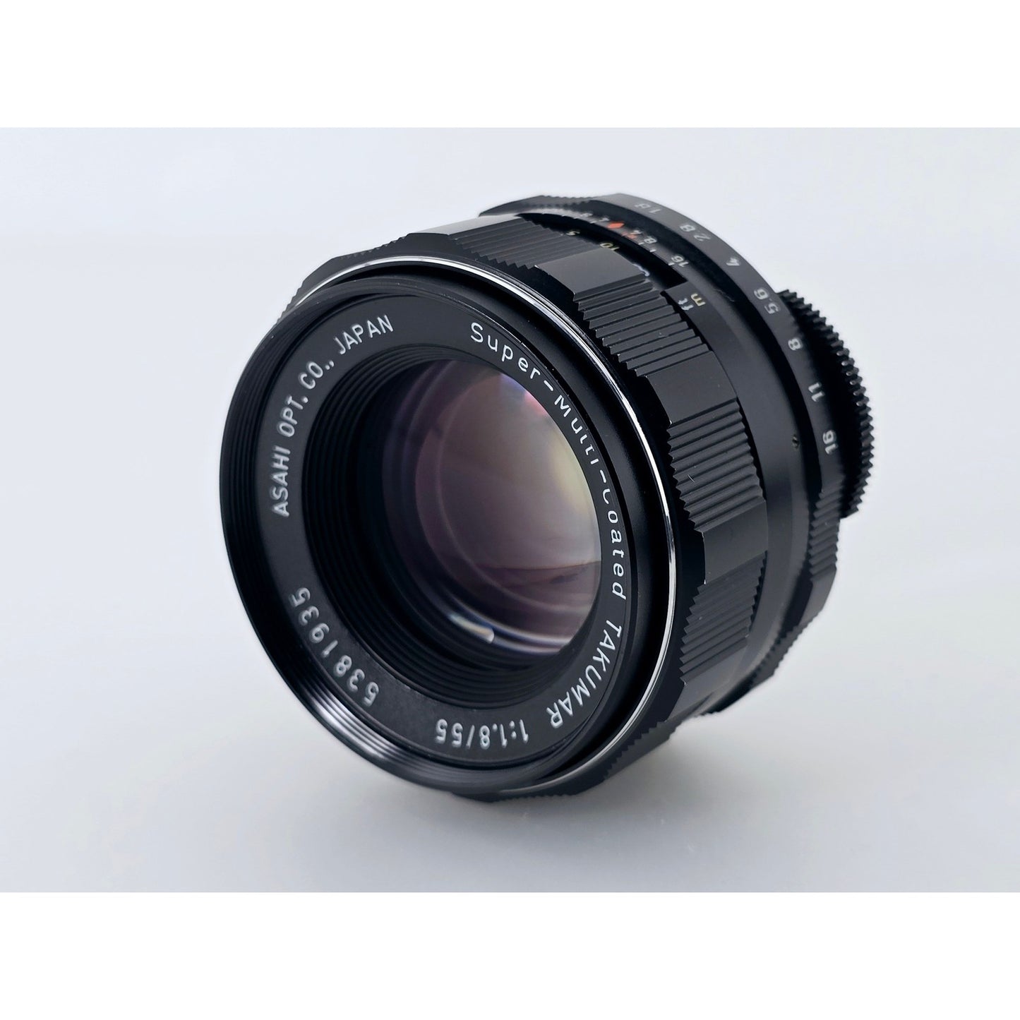 [Pre-owned] Pentax Super Multi Coated Takumar 55mm F1.8 SMC MF Lens M42 — Near MINT — Japan #4761