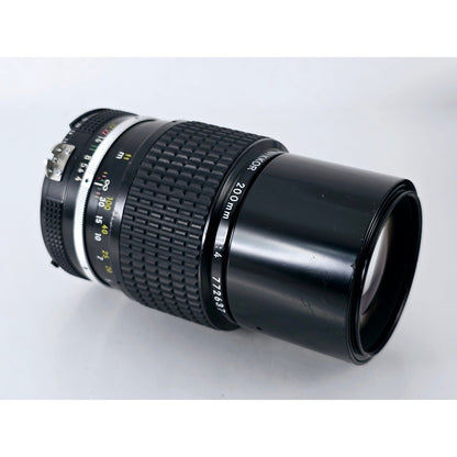 [Pre-owned] Nikon Ai Nikkor 200mm F4 MF Telephoto Lens — Near MINT — Japan #2807