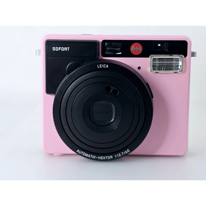 [Pre-owned] Leica Sofort Type 2754 Instant Film Camera (Pink) — Near MINT — Japan #5142