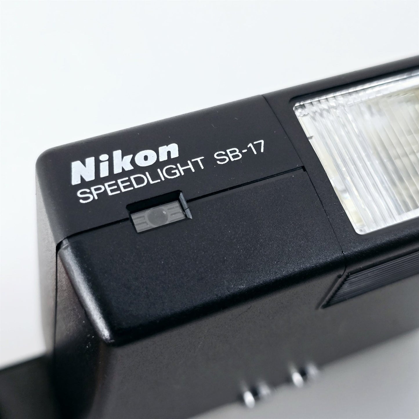 [Pre-owned] Nikon Speedlight SB-17 TTL Shoe Mount Flash for F3 F3HP — Near Mint — Japan #5467