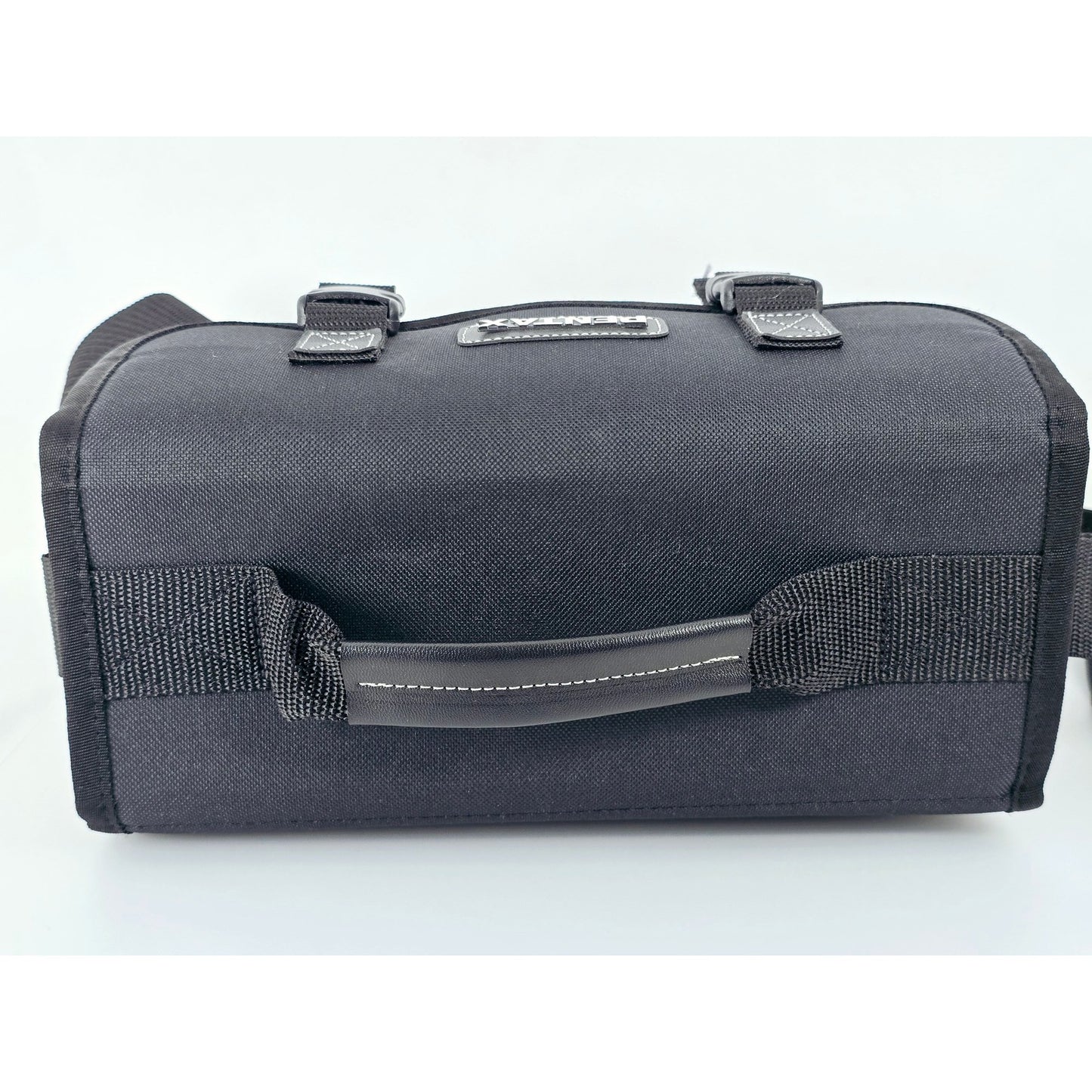 [Pre-owned] Genuine Pentax Camera Lens Shoulder Bag Nylon Black — MINT — Japan #4789