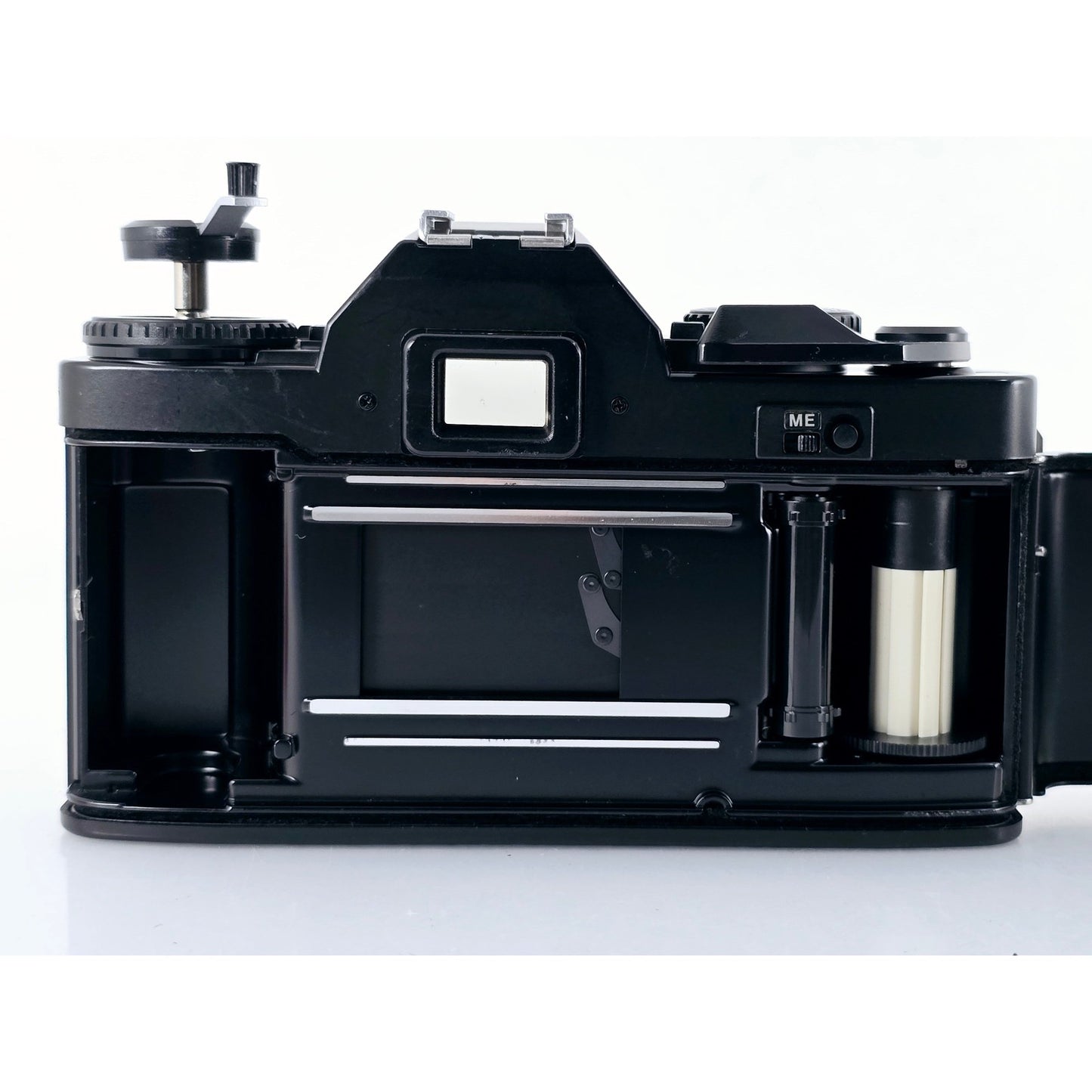 [Pre-owned] Ricoh XR 7 SLR 35mm Film Camera with Rikenon 50mm F1.7 — Near MINT — Japan #3474