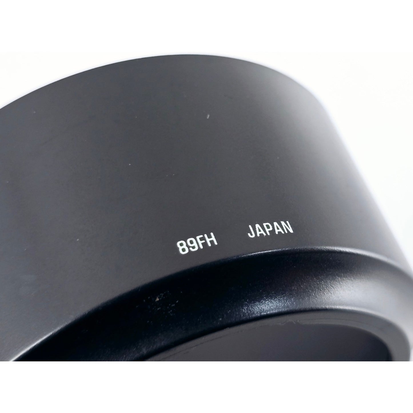 [Pre-owned] Tamron 89FH Plastic Lens Hood for 47A 62D — Near MINT — Japan #3911