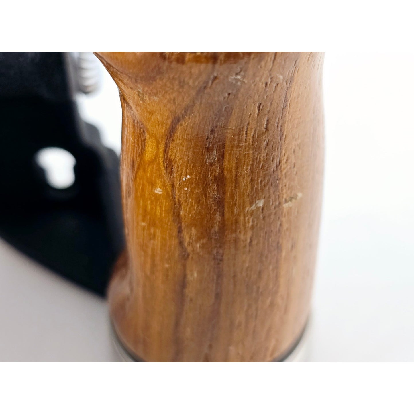 [Pre-owned] Asahi Pentax Hand Wood Grip w/ Hot Shoe for 67 67II 6x7 — Near MINT — Japan #5185