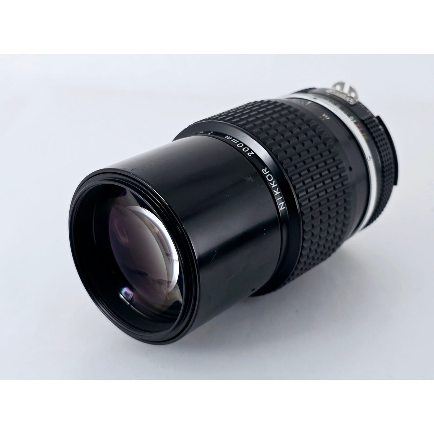 [Pre-owned] Nikon Ai Nikkor 200mm F4 MF Telephoto Lens — Near MINT — Japan #3668