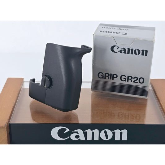 [Pre-owned] Canon GR-20 Hand Grip for EOS 620 630 650 — Near MINT — Japan #4630