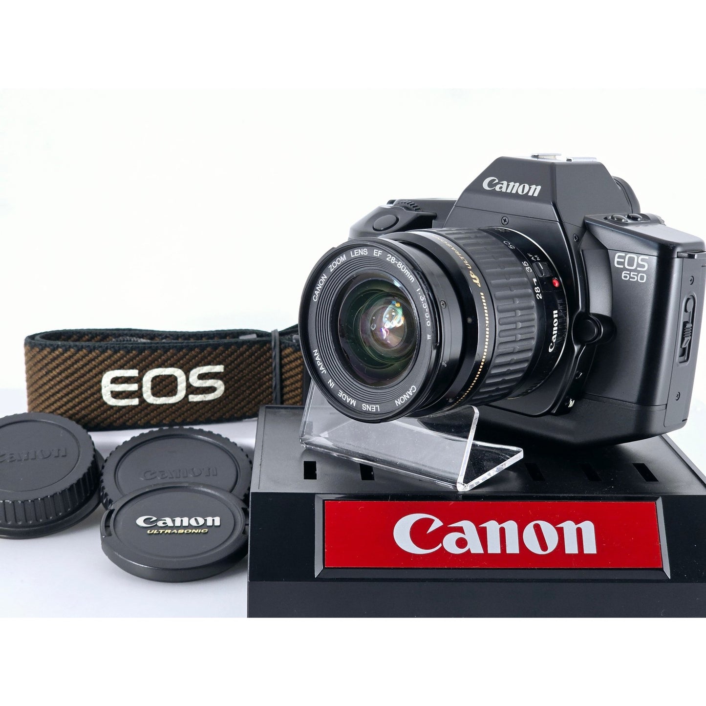 [Pre-owned] Canon EOS 650 35mm Film Camera with EF 28-80mm f/3.5-5.6 II AF Lens — Near MINT — Japan #3900
