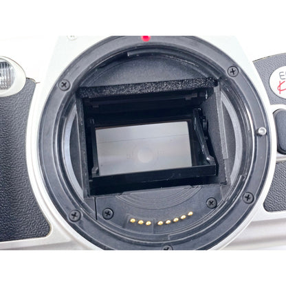 [Pre-owned] Canon EOS Kiss (Rebel XS/500) 35mm Film Camera Body Only — MINT — Japan #3735