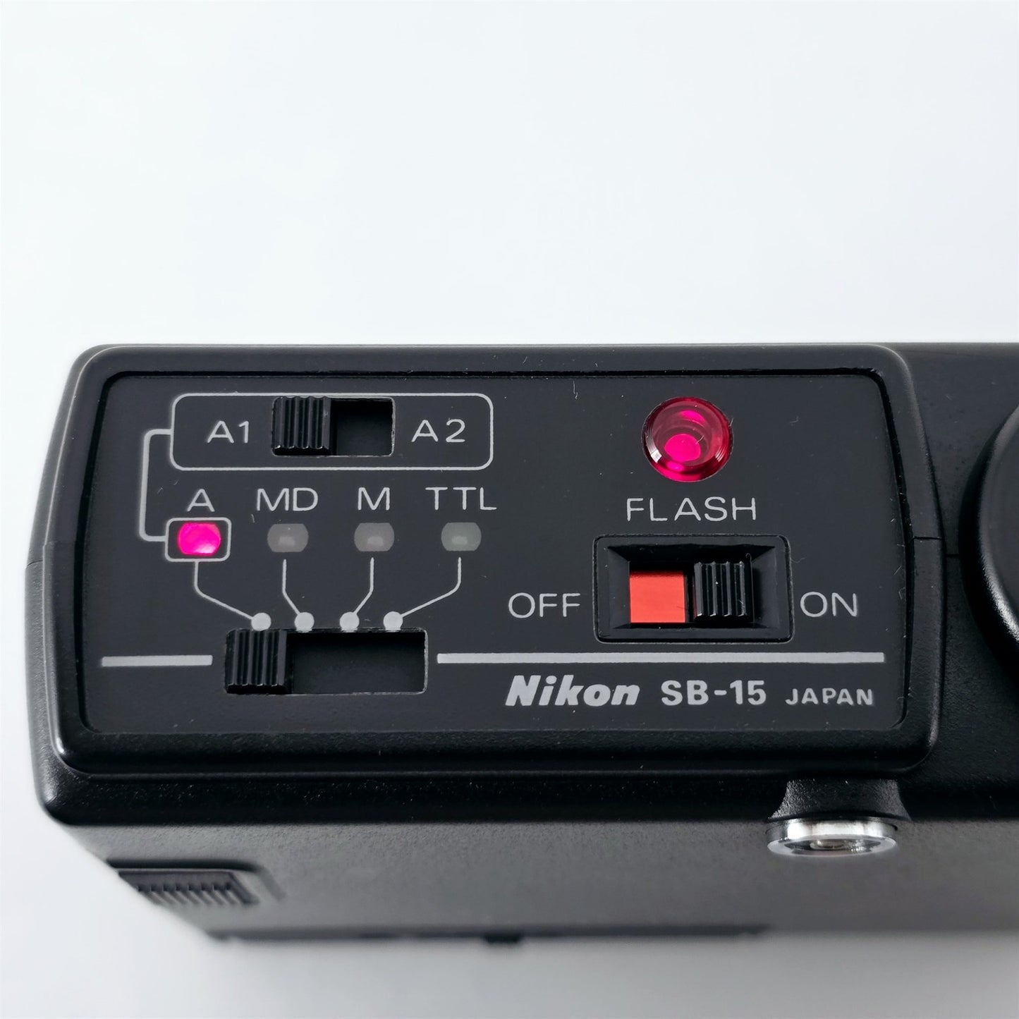 [Pre-owned] Nikon Speedlight SB-15 Compact Shoe Mount Flash for F3 FM2 FE2 — Mint — Japan #5414