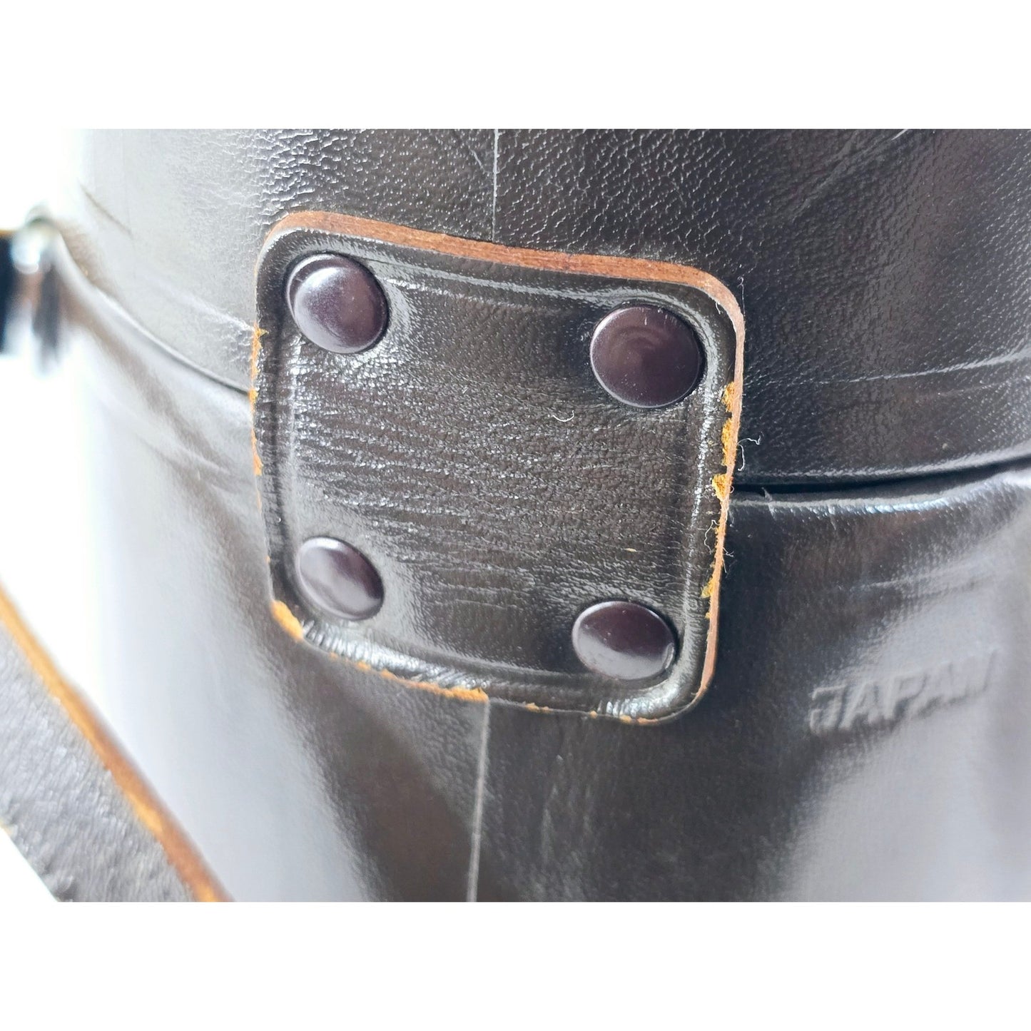 [Pre-owned] Nikon Nippon Kogaku Tokyo Leather Lens Case 6.7in x 2.8in — Near MINT — Japan #4642