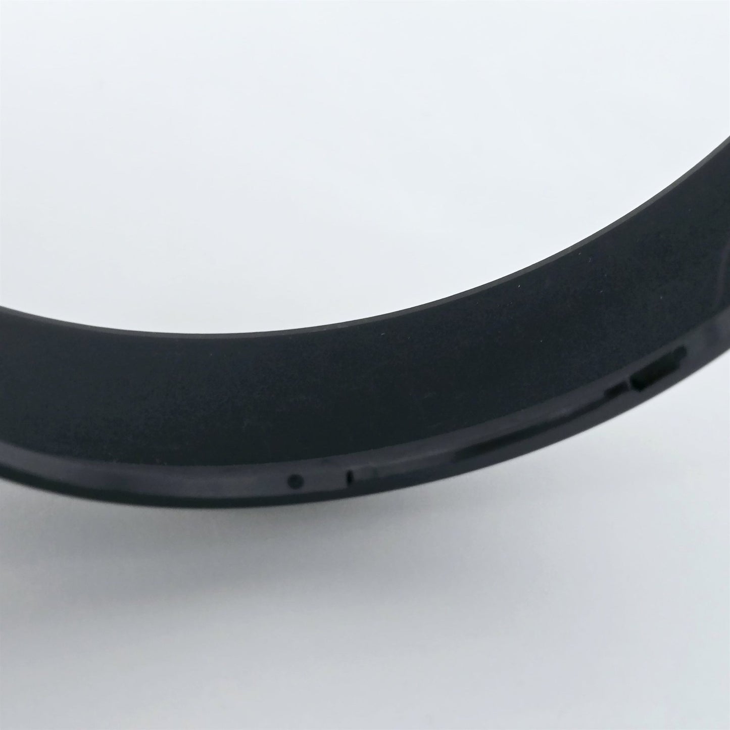 [Pre-owned] Nikon HB-1 Lens Hood for AF 28-85mm f/3.5-4.5, 35-70mm f/2.8, 35-135mm f/3.5-4.5 — Mint — Japan #5292