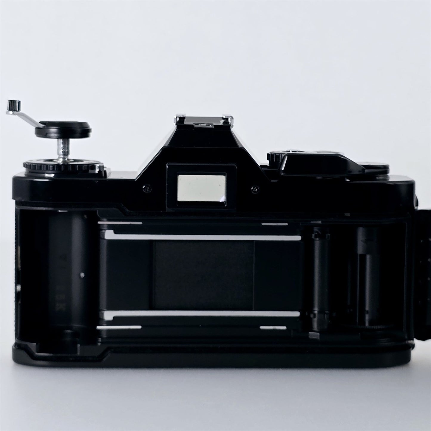 [Pre-owned] Canon AV-1 35mm SLR Film Camera Body FD Mount — Near MINT+++ — Japan #5251