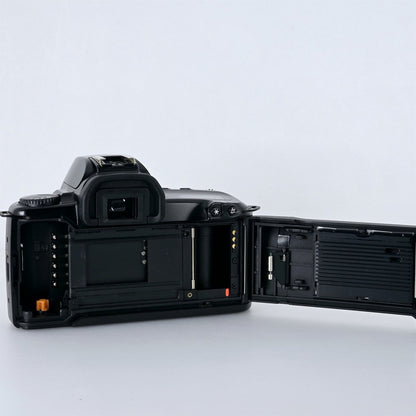 [Pre-owned] Canon EOS Rebel XS 35mm SLR Film Camera Body Only — Near Mint+++ — Japan #5391