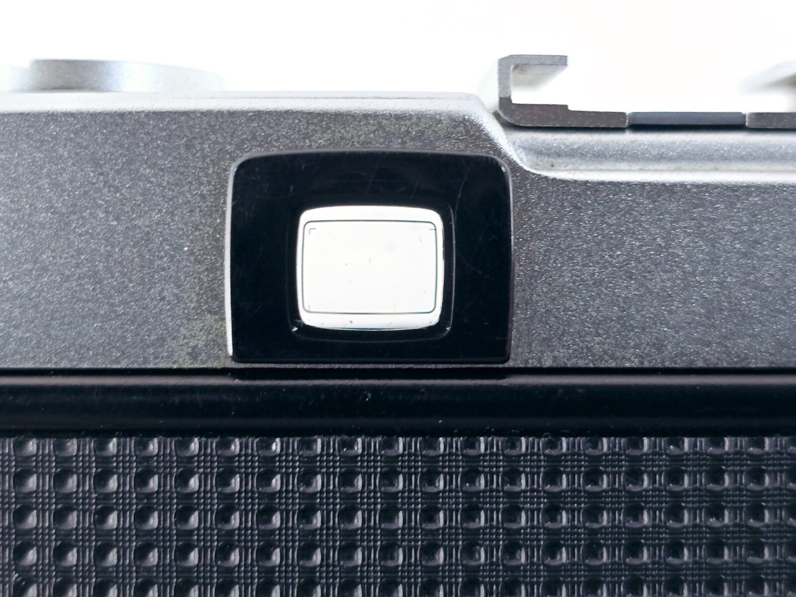 Red Flag OK🌸[Near MINT] Olympus Trip 35 Point & Shoot 35mm Film Camera Japan