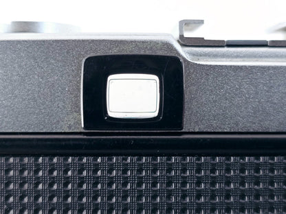 Red Flag OK🌸[Near MINT] Olympus Trip 35 Point & Shoot 35mm Film Camera Japan