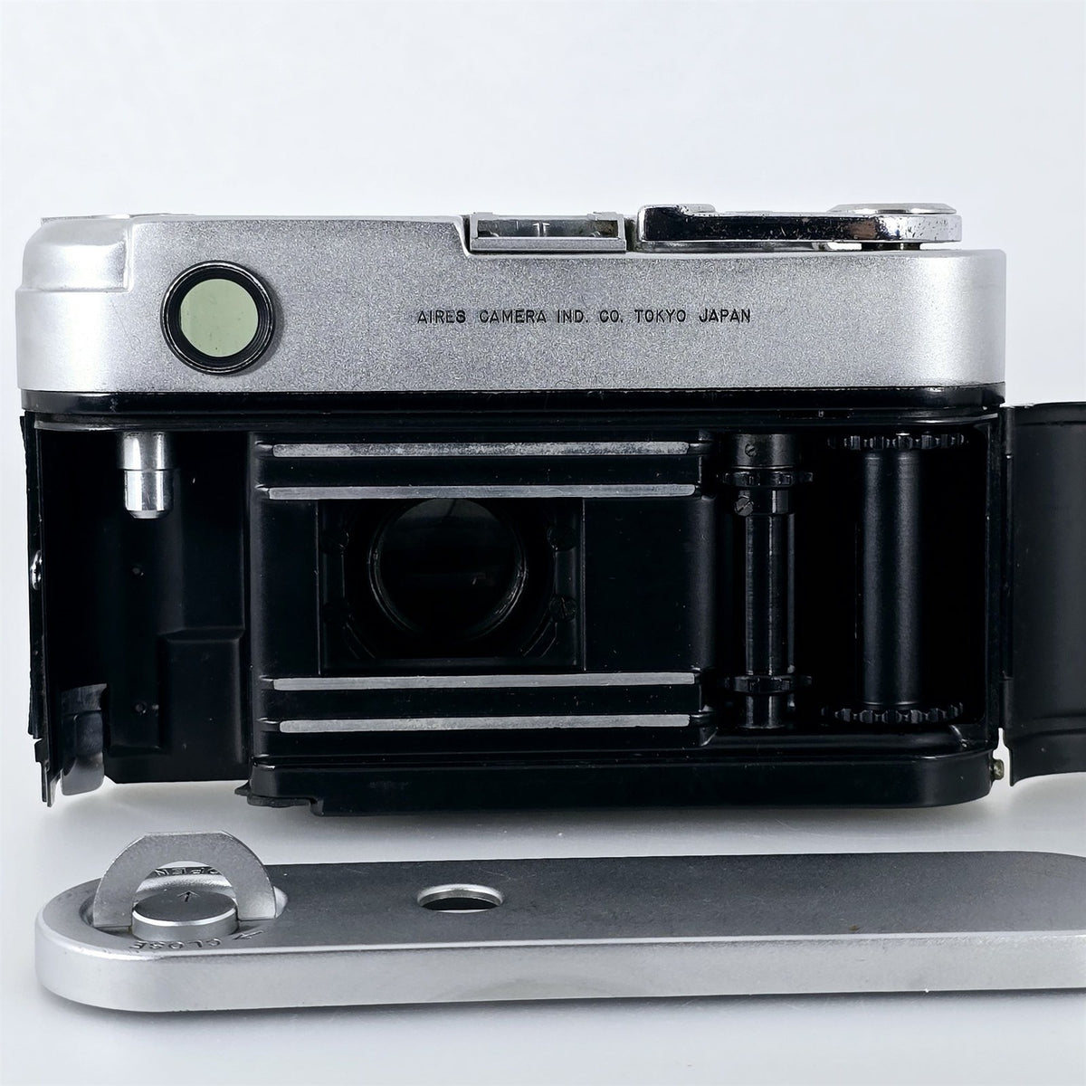 [Pre-owned] Aires 35 IIIC Rangefinder 35mm Film Camera Silver — Excellent+++++ — Japan #5656