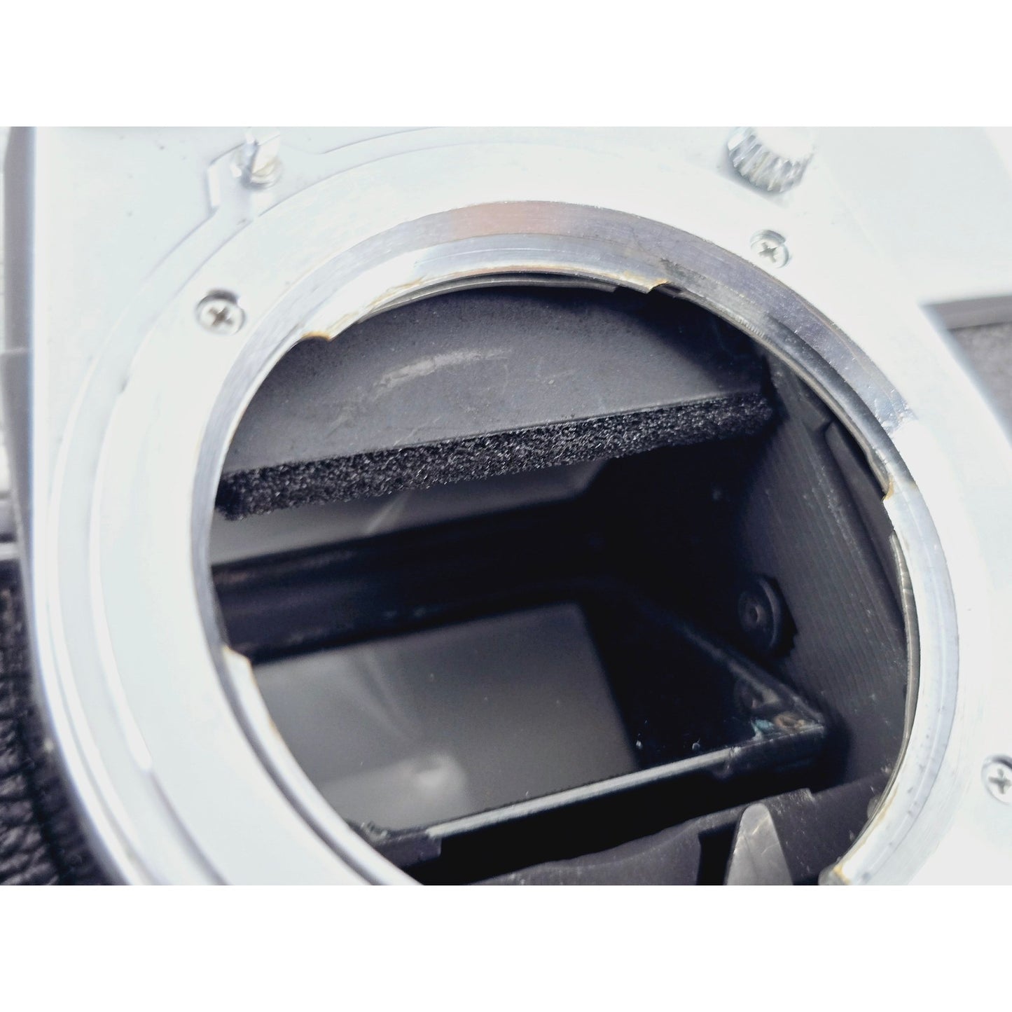 [Pre-owned] Minolta SRT Super 35mm Film SLR Camera Body — Near MINT — Japan #2453